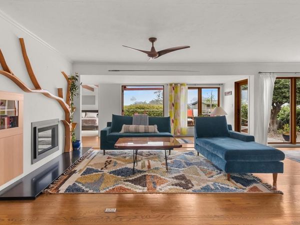 541 Tarento Dr, San Diego, CA 92106