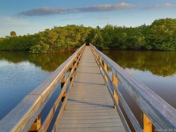 5117 Sea Bell Rd, Unit F208, Sanibel, FL 33957