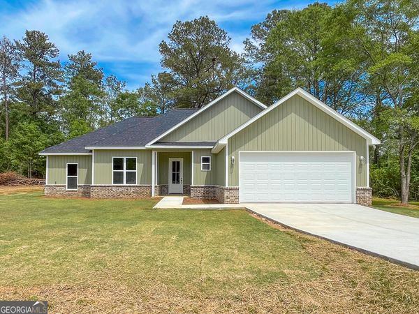 711 Flanders Court, Dublin, GA 31021