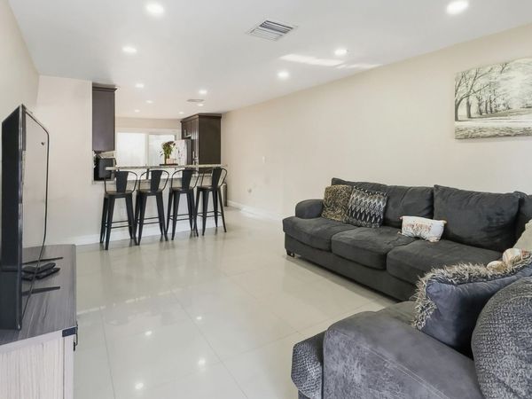 21322 NW 40th Cir Court, Miami Gardens, FL 33055