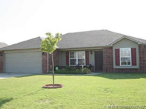 621 S Creek Street, Skiatook, OK 74070