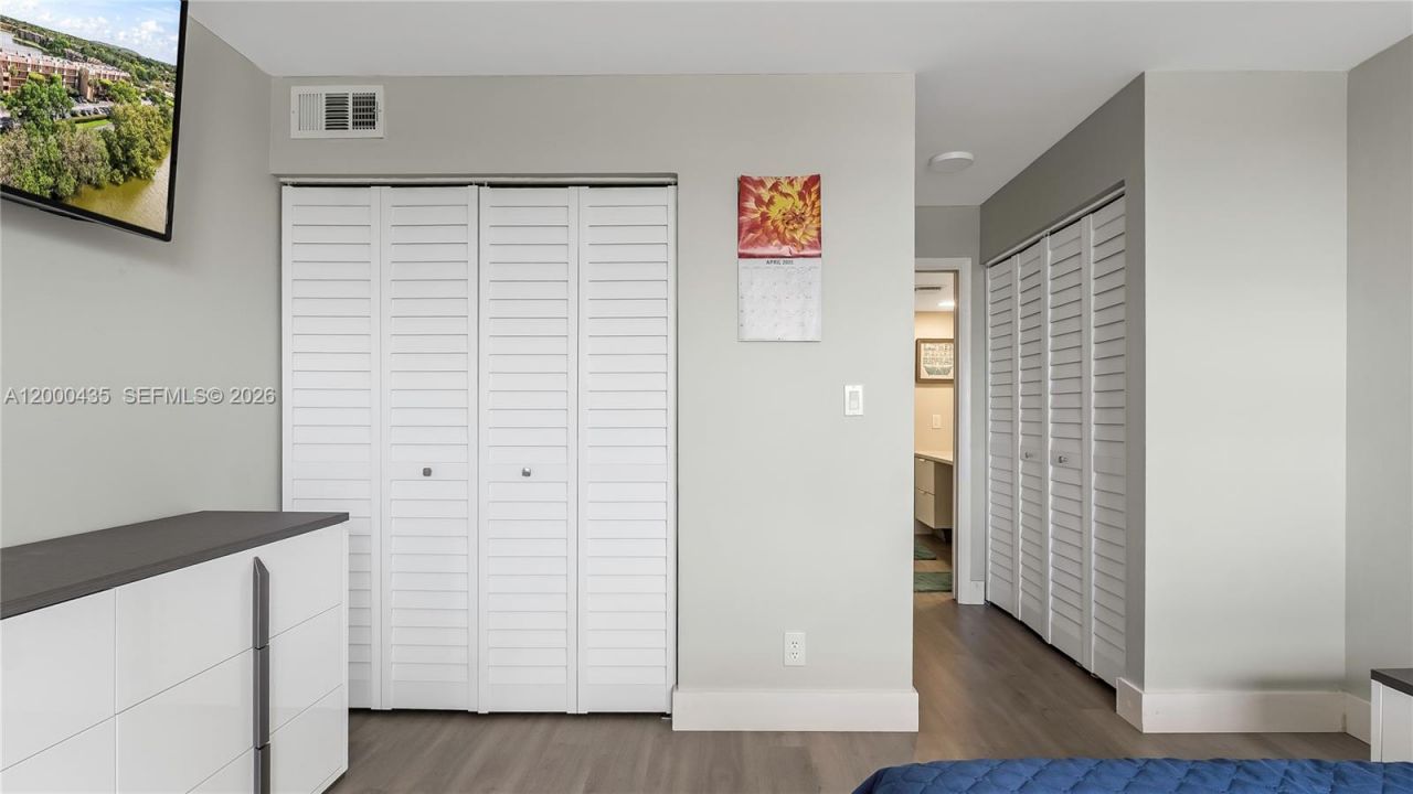 6231 Coral Lake Dr, Unit 307, Margate, FL 33063 Photo