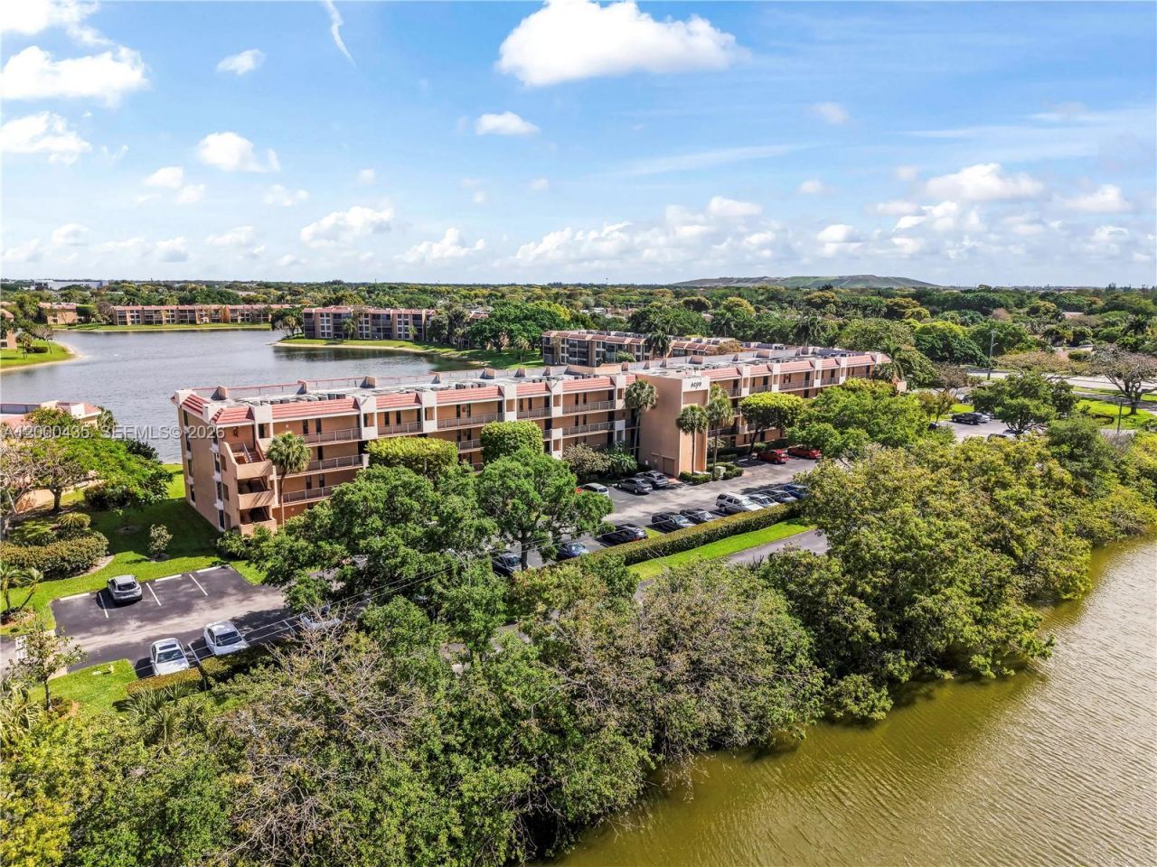 6231 Coral Lake Dr, Unit 307, Margate, FL 33063 Photo