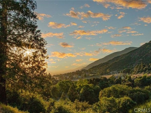 38736 Oak Glen Road, Oak Glen, CA 92399