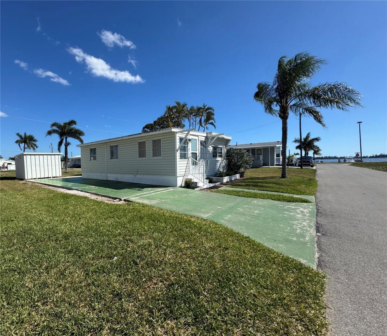 8 6th Street, Bradenton, FL 34210 Photo
