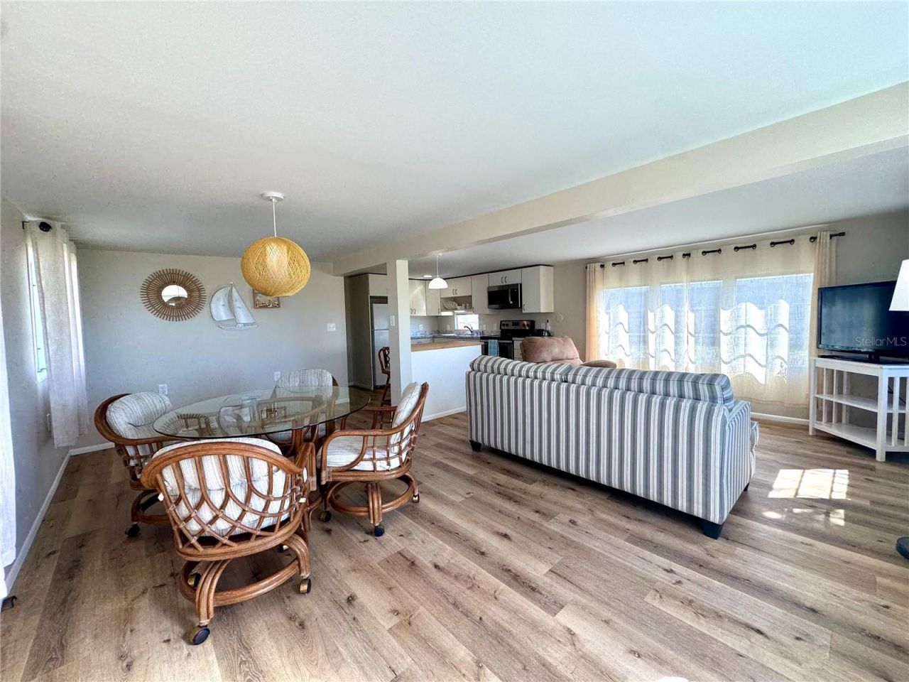 8 6th Street, Bradenton, FL 34210 Photo