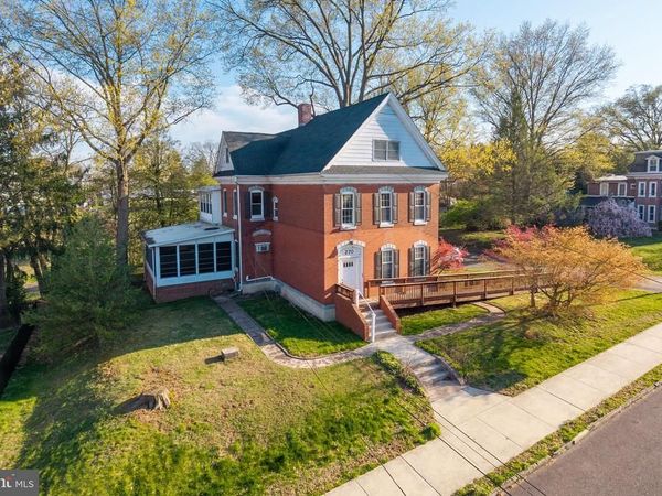 270 BROAD STREET, SPRING CITY, PA 19475