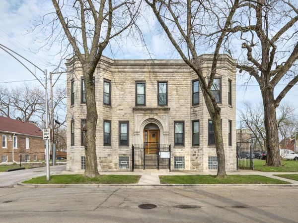 6649 S Rhodes Avenue, Unit 1S, Chicago, IL 60637