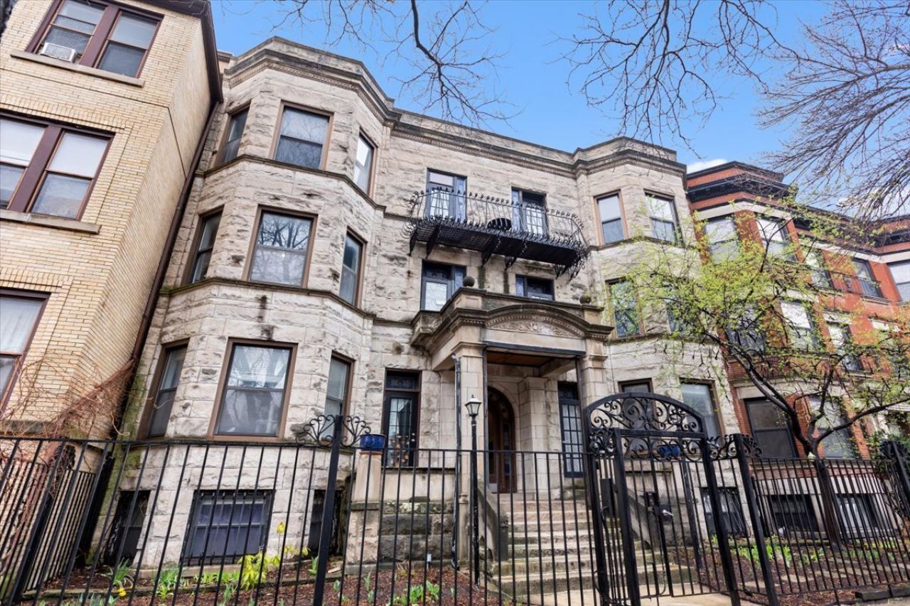 5114 N Kenmore Avenue, Unit 2N, Chicago, IL 60640 Main Photo