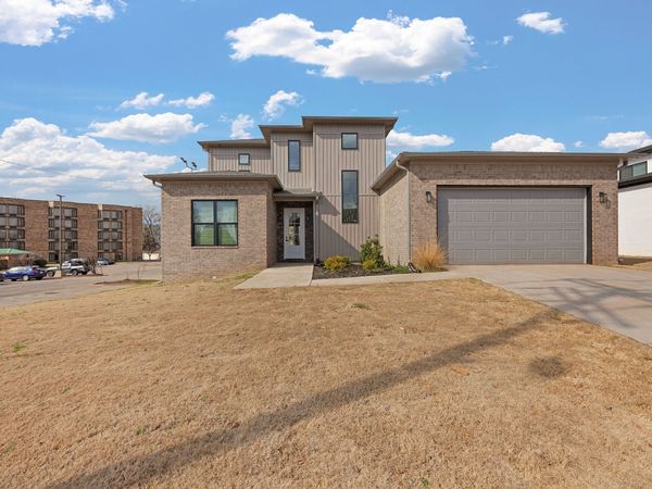 135 Max Lane Dr , Jackson, TN 38305