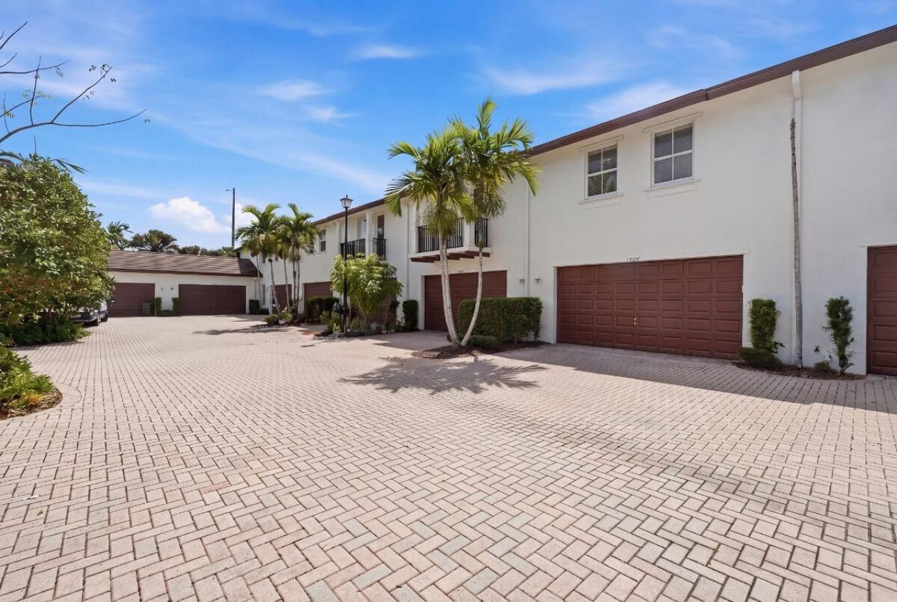 4501 Mimosa Terrace, Unit 1406, Coconut Creek, FL 33073 Photo