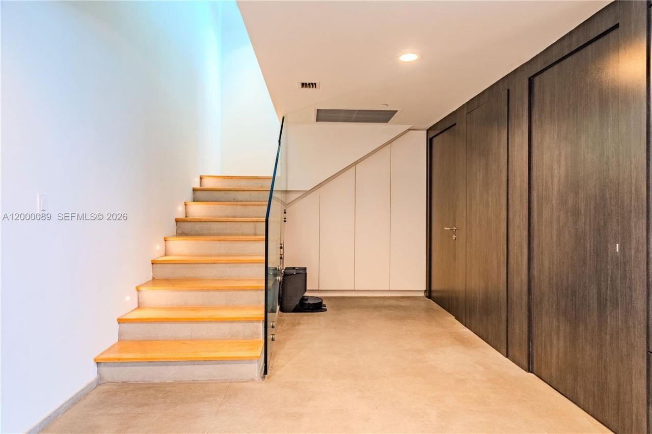 495 Brickell Ave, Unit PH-5703, Miami, FL 33131 Photo