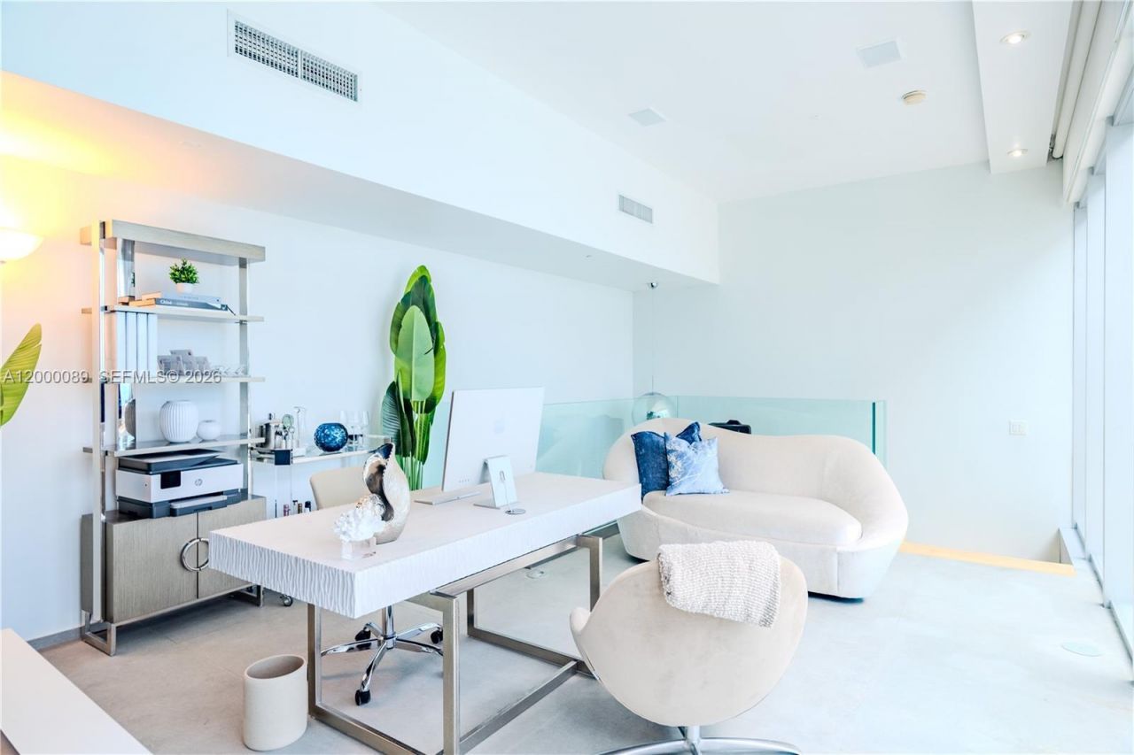 495 Brickell Ave, Unit PH-5703, Miami, FL 33131 Photo