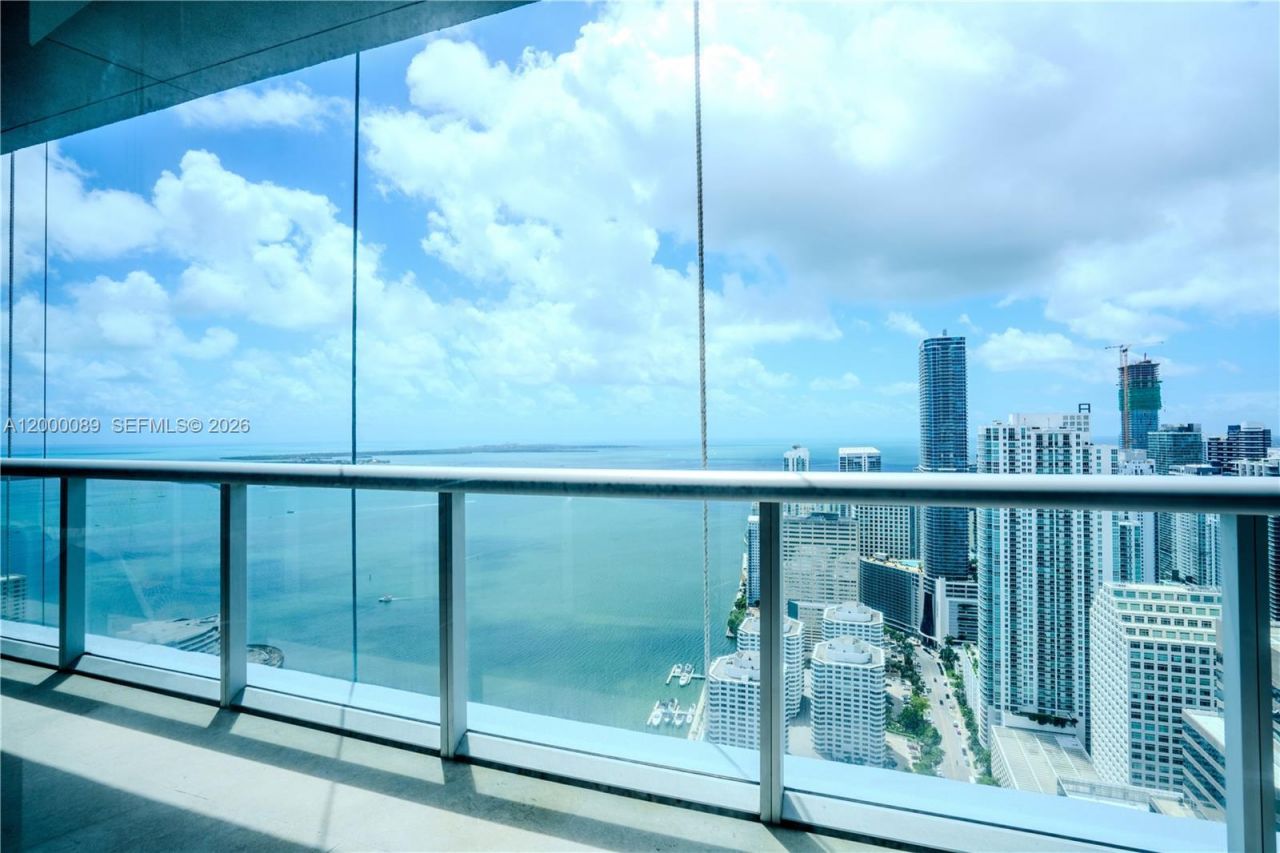 495 Brickell Ave, Unit PH-5703, Miami, FL 33131 Photo