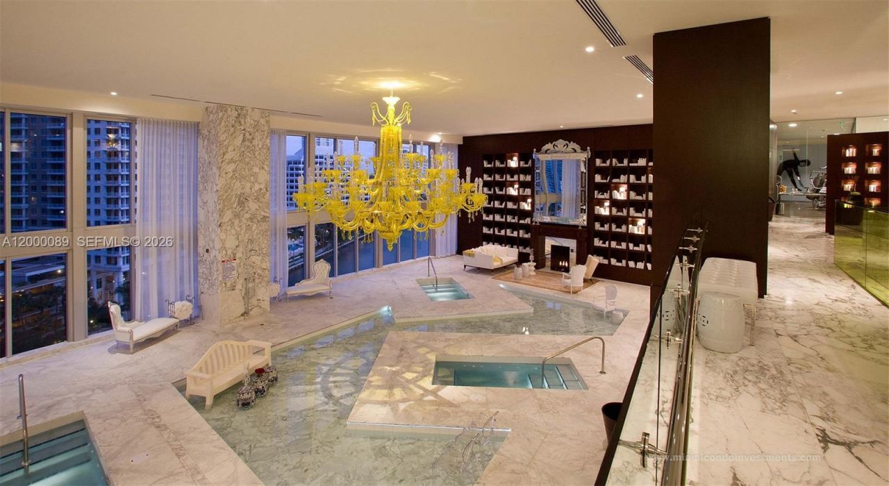 495 Brickell Ave, Unit PH-5703, Miami, FL 33131 Photo