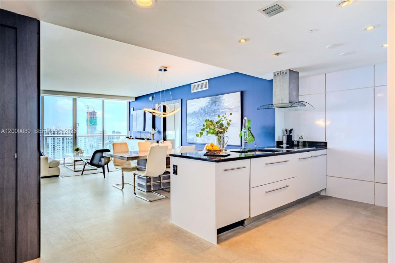 495 Brickell Ave, Unit PH-5703, Miami, FL 33131 Photo