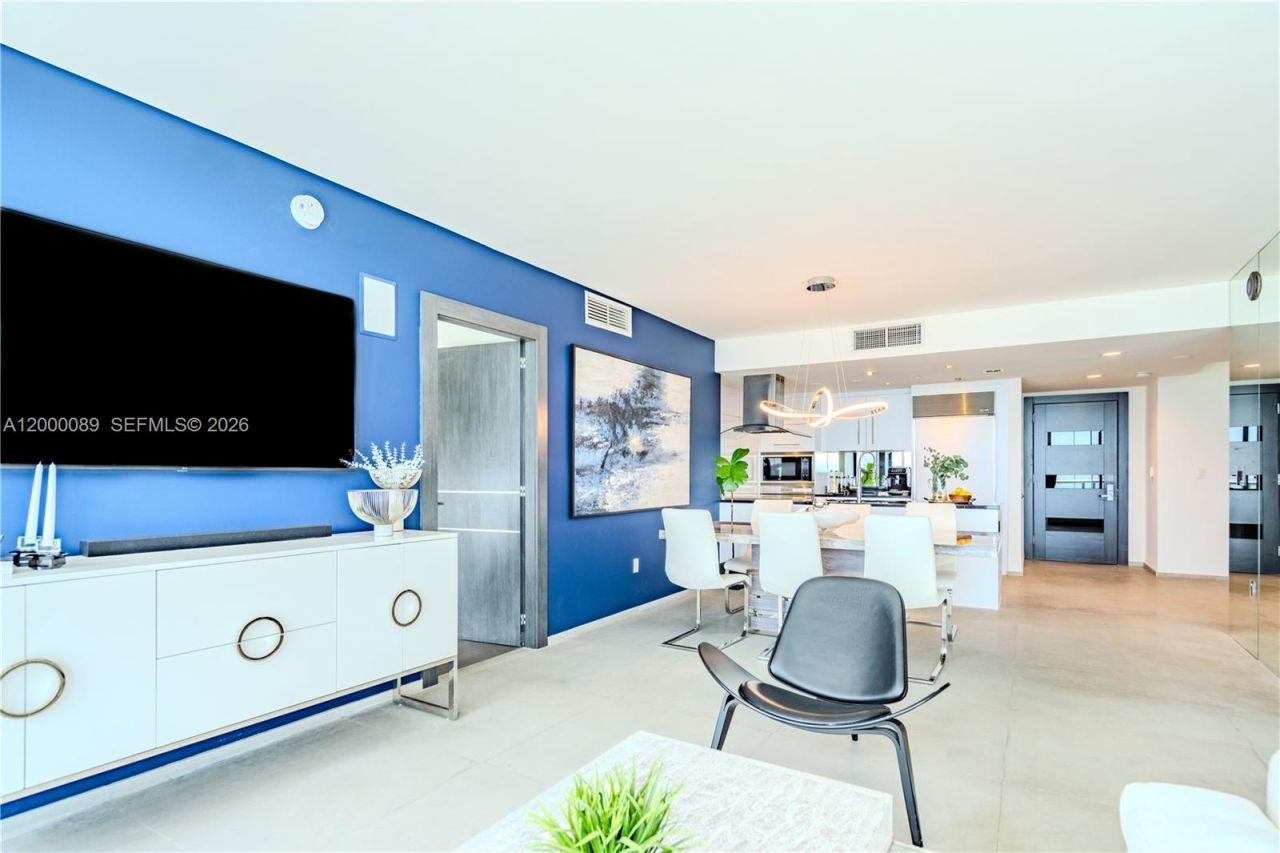 495 Brickell Ave, Unit PH-5703, Miami, FL 33131 Photo