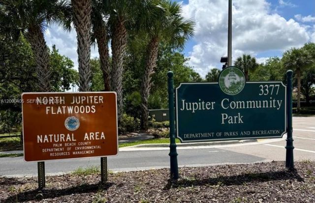 8150 SE Grassy Hollow Trl, Jupiter, FL 33458 Photo