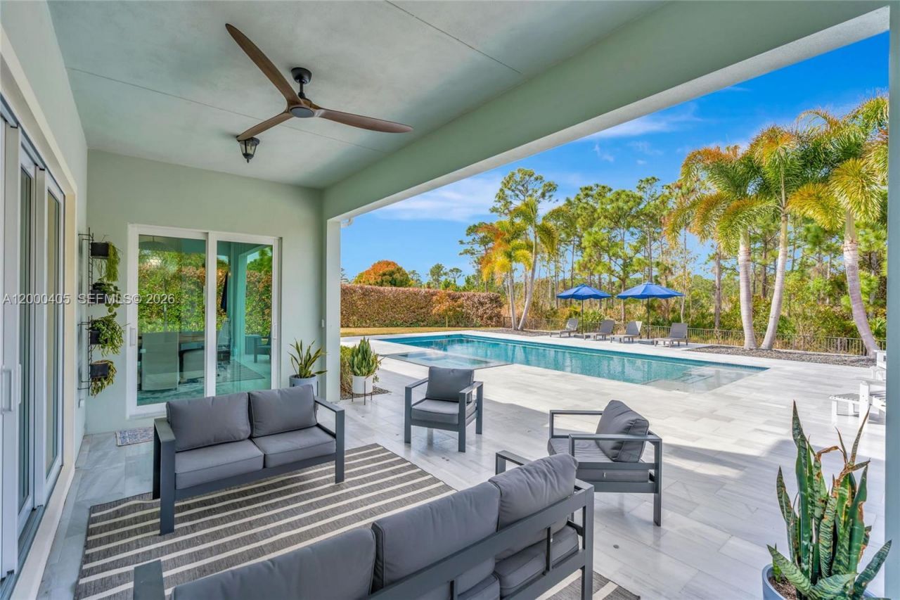 8150 SE Grassy Hollow Trl, Jupiter, FL 33458 Photo