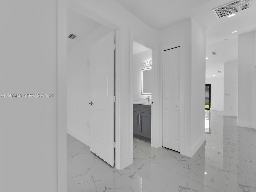 5117 24th St Sw, Lehigh Acres, FL 33973 Photo