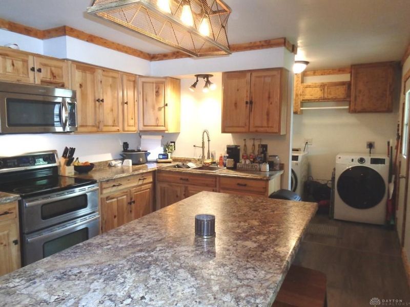 305 Donna Drive, Camden, OH 45311 Photo 8