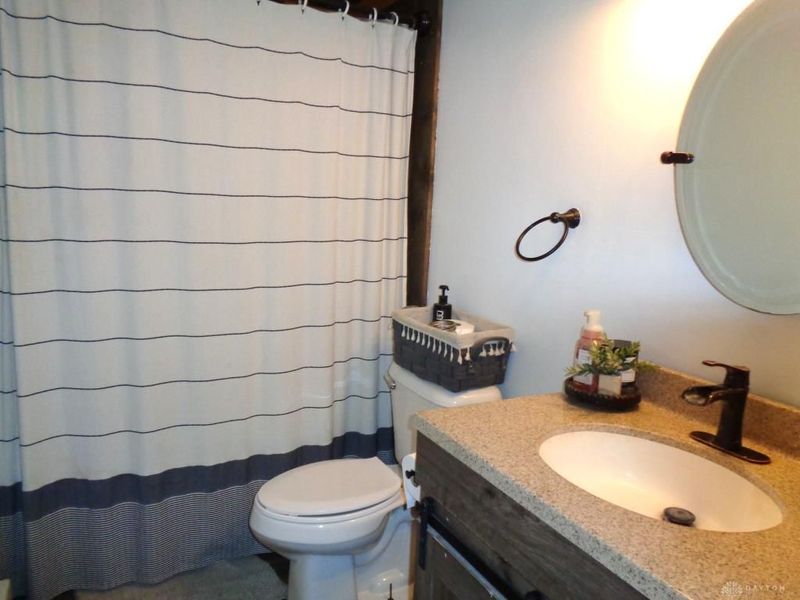 305 Donna Drive, Camden, OH 45311 Photo 9