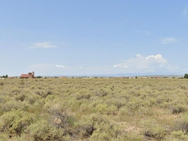 705 N Maplelawn Dr, Pueblo West, CO 81007