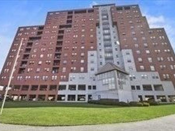 750 Davol Street, Unit 519, Fall River, MA 02720