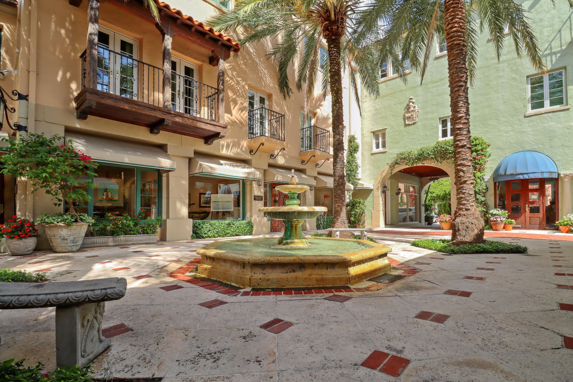 600 S Dixie Highway, Unit 352, West Palm Beach, FL 33401 Photo