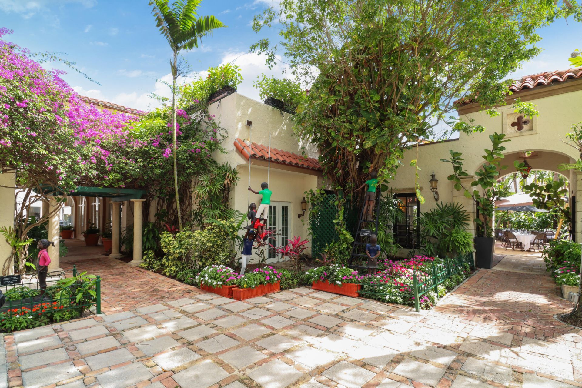 600 S Dixie Highway, Unit 352, West Palm Beach, FL 33401 Photo