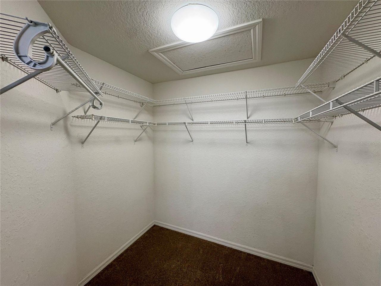 6421 Bay Cedar Lane, Bradenton, FL 34203 Photo