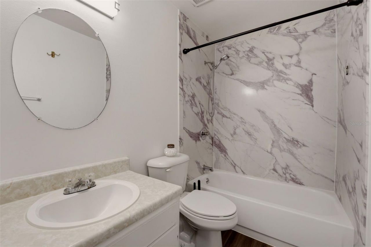 2613 Pine Lake Terrace, Unit D, Sarasota, FL 34237 Photo