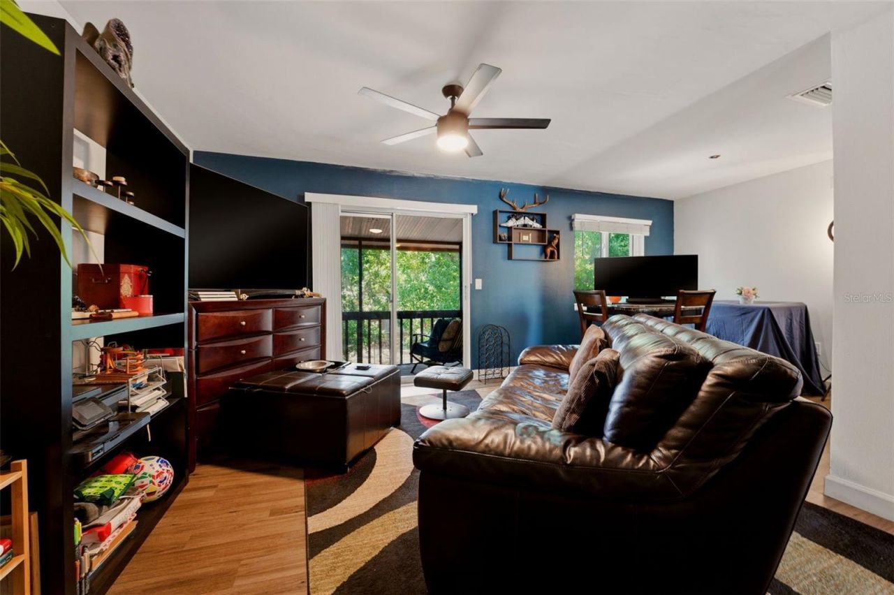 2613 Pine Lake Terrace, Unit D, Sarasota, FL 34237 Photo