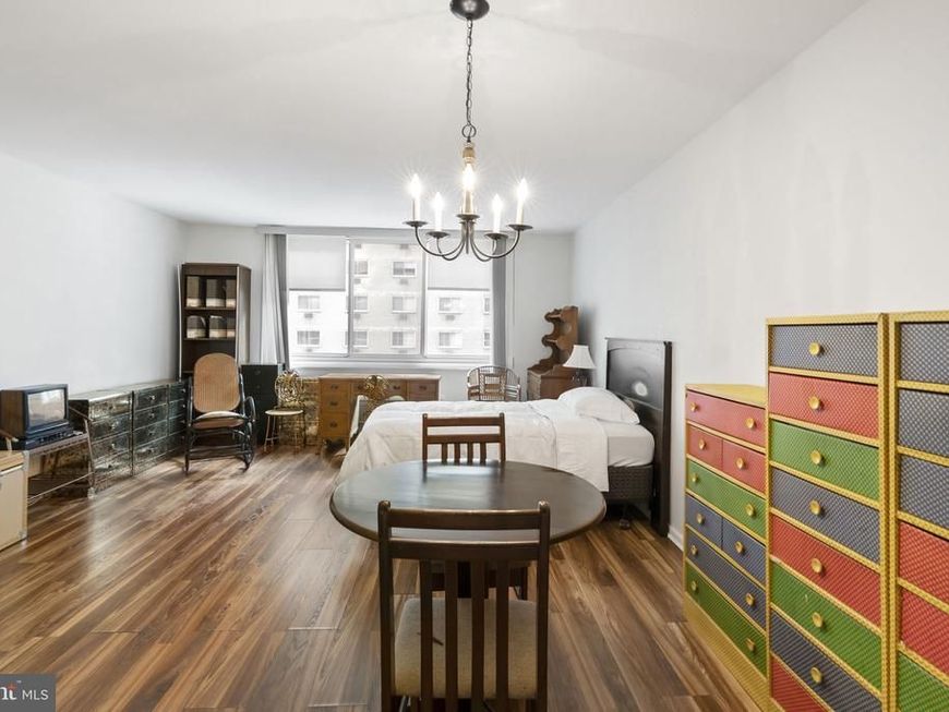 1901 John F Kennedy Boulevard, Unit 810, Philadelphia, PA 19103 Main Photo