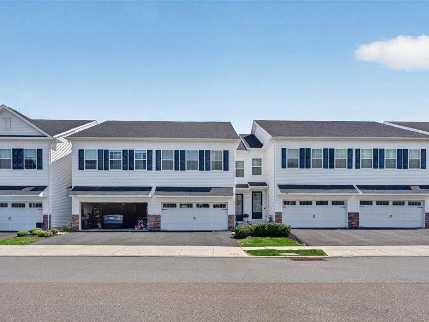 121 Knock Hill Drive, Royersford, PA 19468 Main Photo