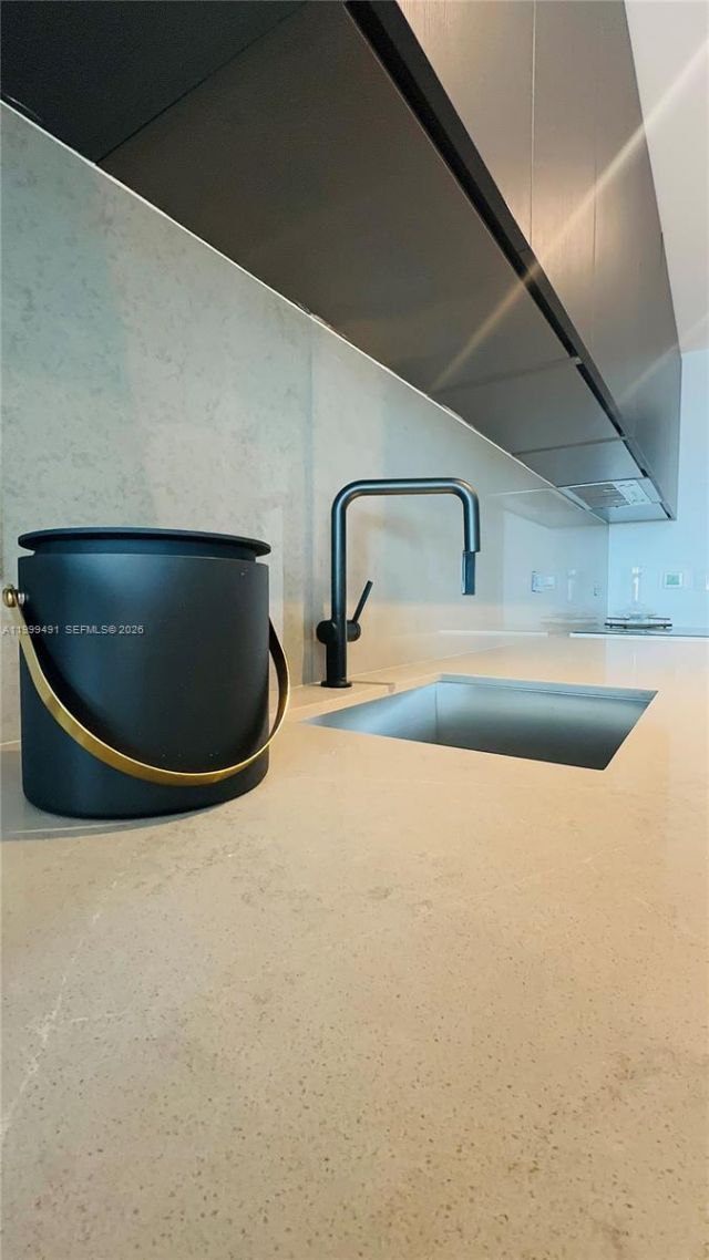 20 NE 11 St, Unit ExecPH11, Miami, FL 33132 Photo