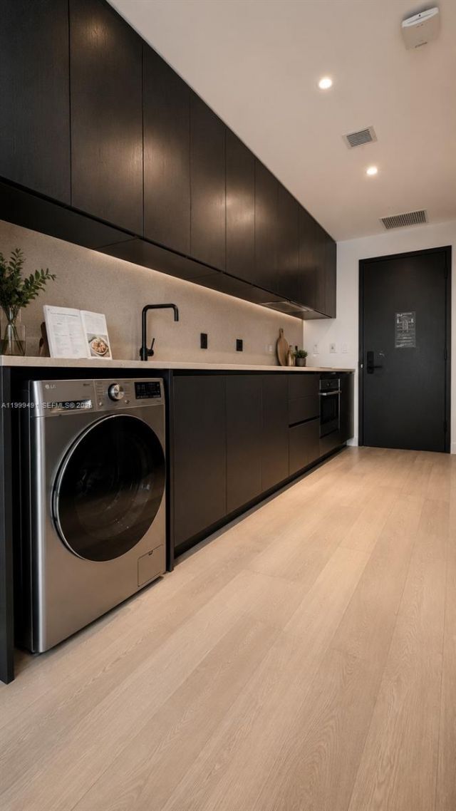 20 NE 11 St, Unit ExecPH11, Miami, FL 33132 Photo