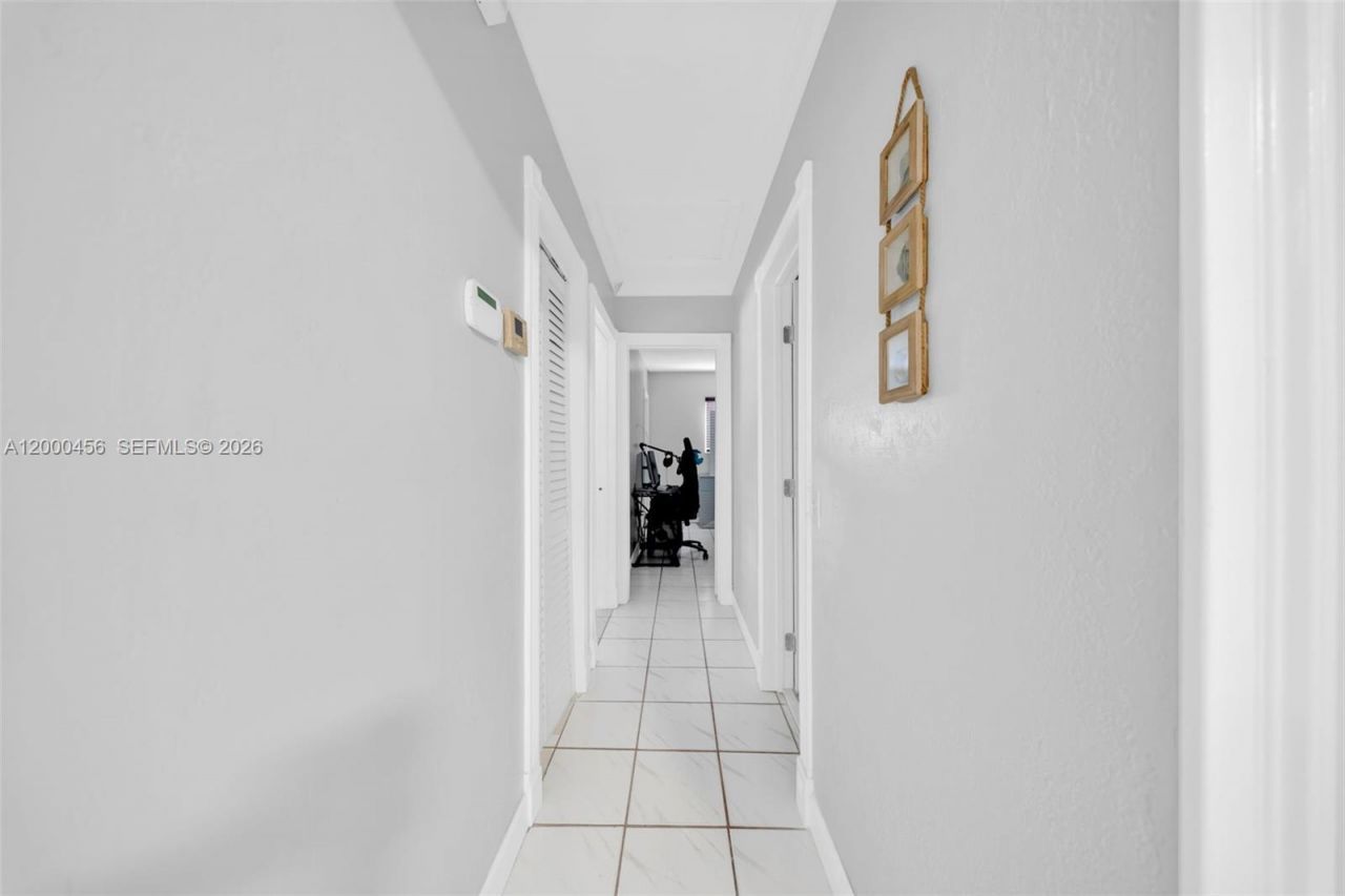 3030 NW 90th St, Miami, FL 33147 Photo