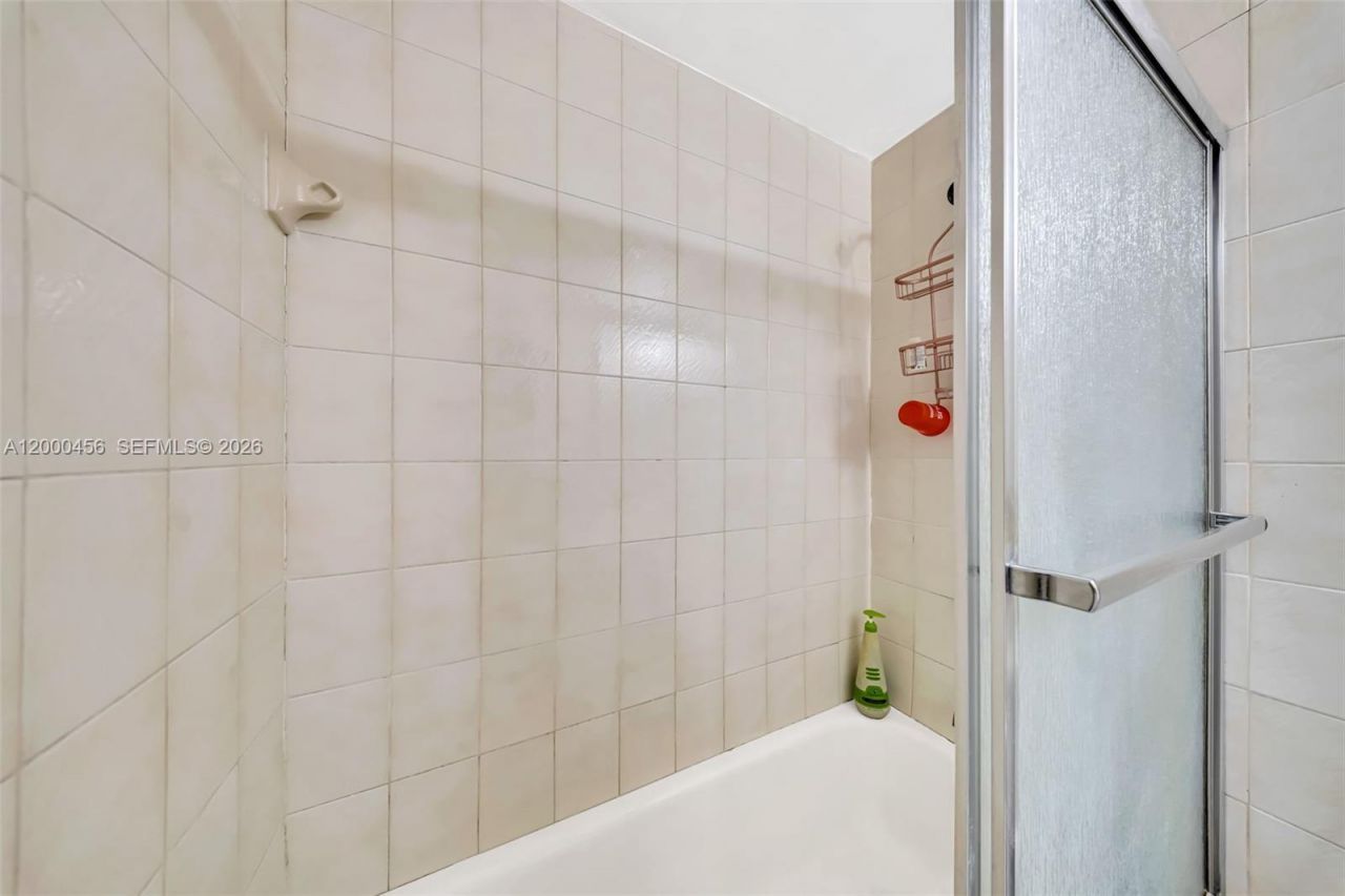 3030 NW 90th St, Miami, FL 33147 Photo