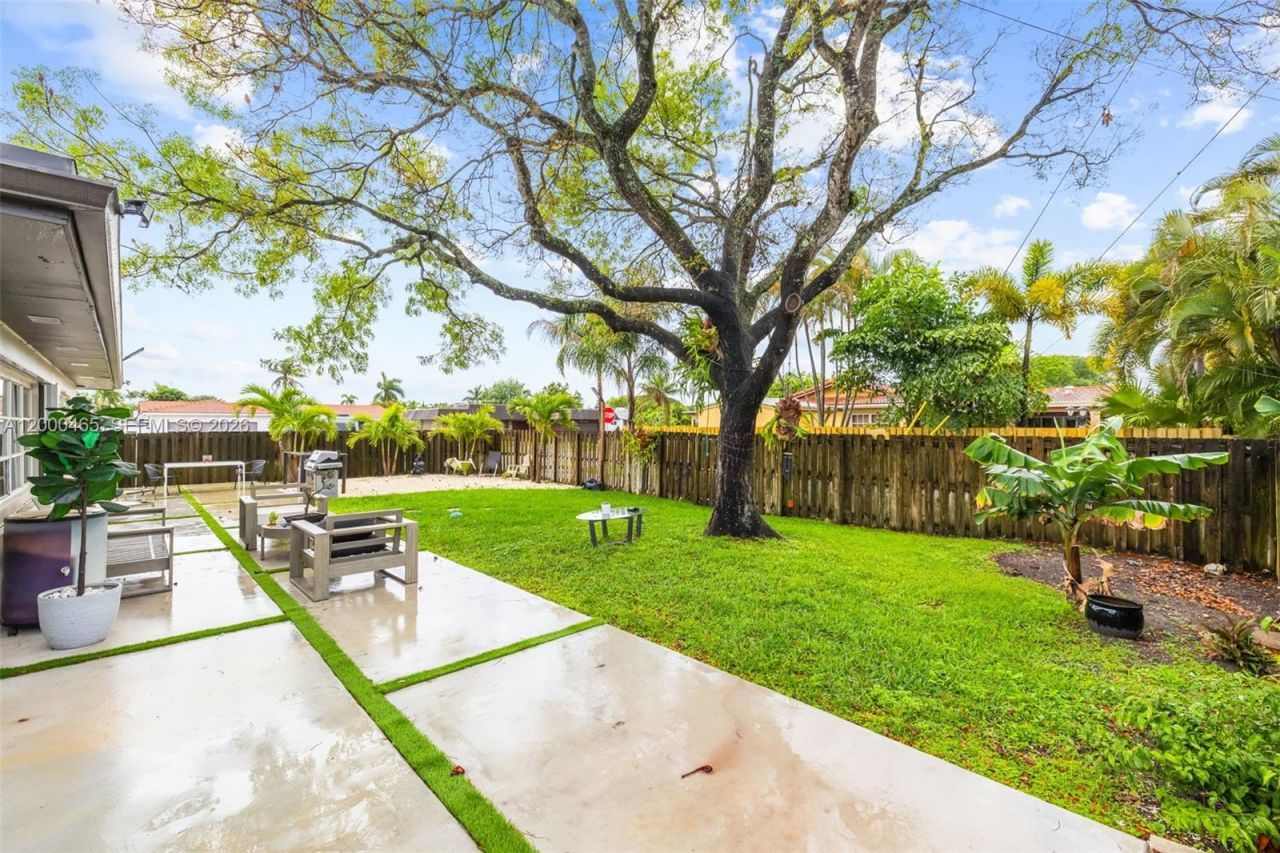 1700 N 48th Ave, Hollywood, FL 33021 Photo