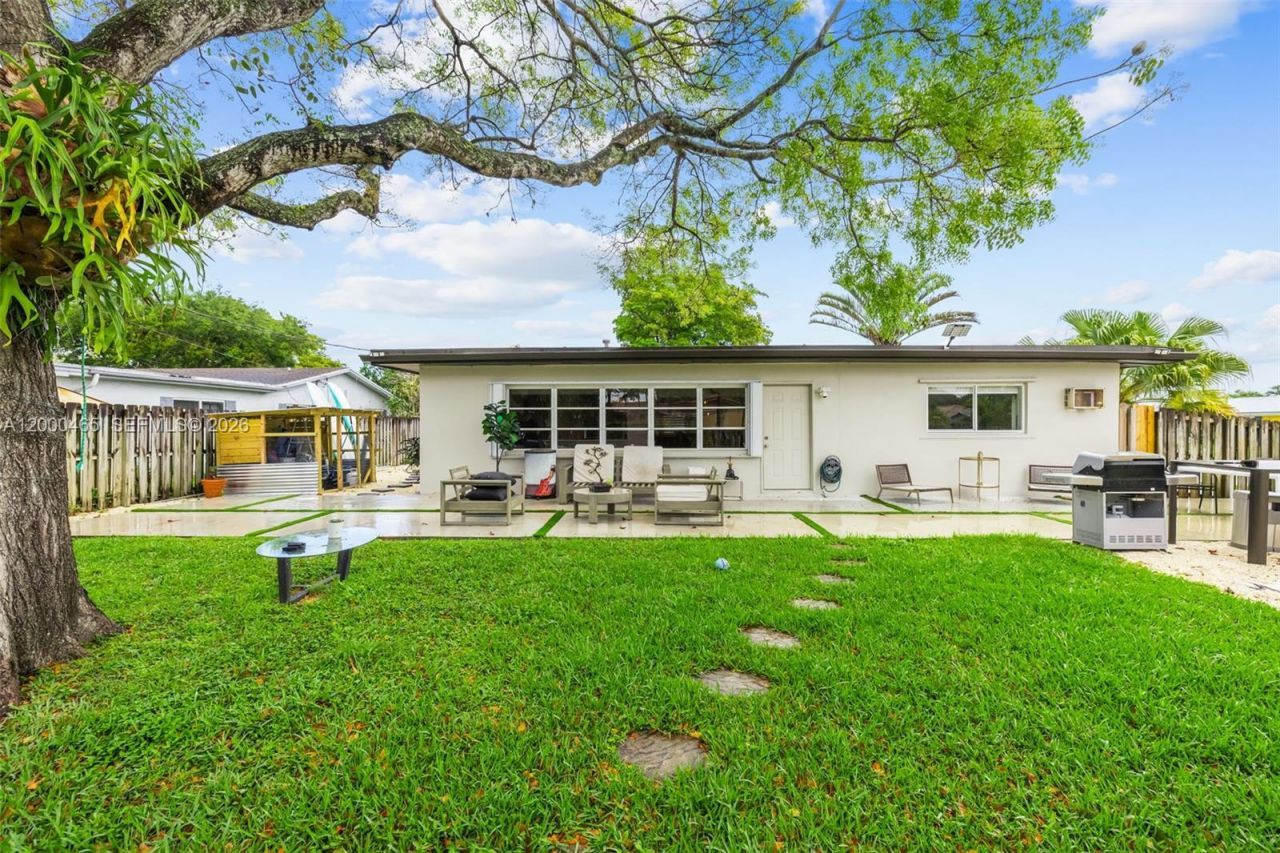 1700 N 48th Ave, Hollywood, FL 33021 Photo