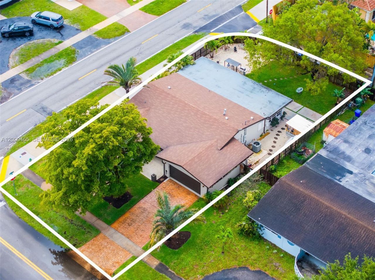 1700 N 48th Ave, Hollywood, FL 33021 Photo