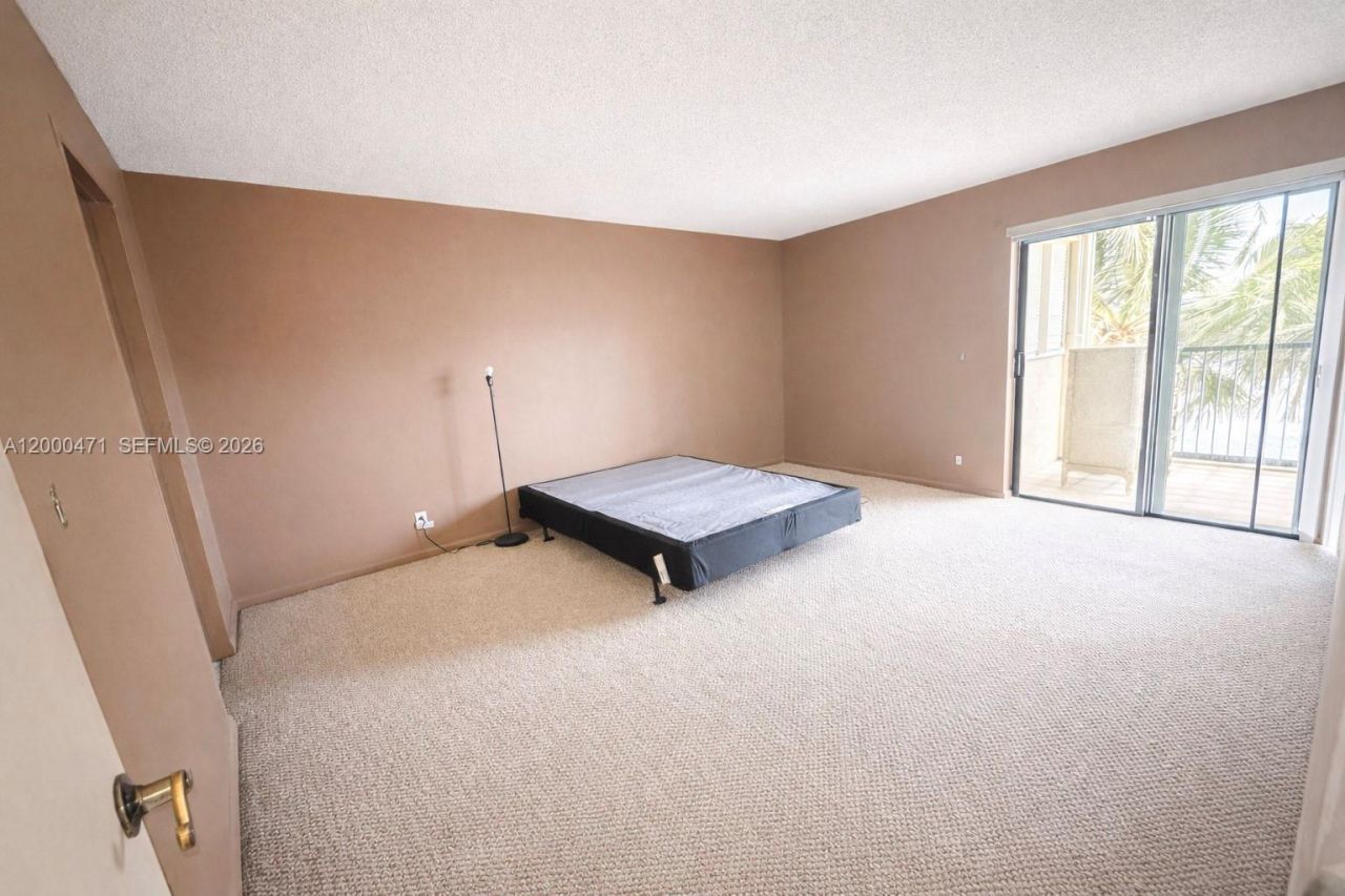 6475 W Oakland Park Blvd, Unit 308, Lauderhill, FL 33313 Photo