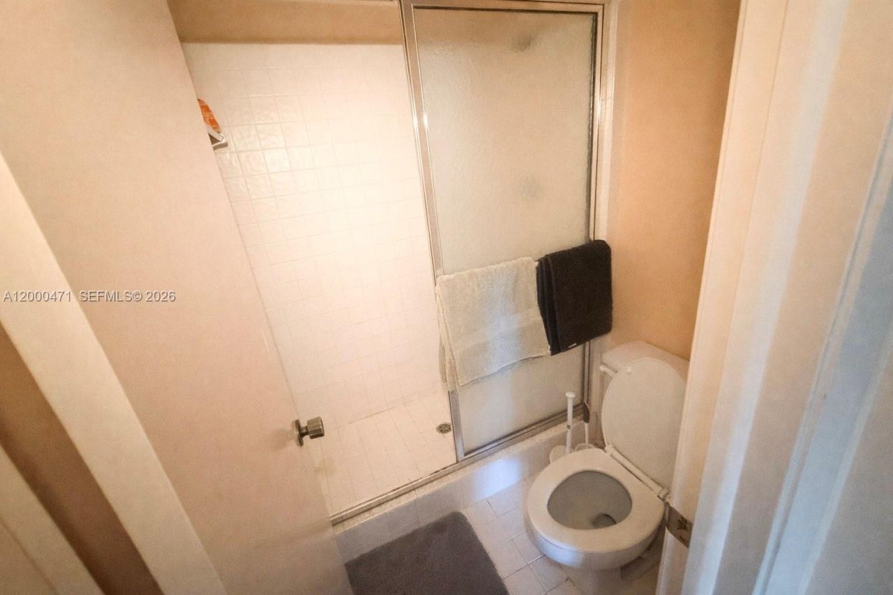 6475 W Oakland Park Blvd, Unit 308, Lauderhill, FL 33313 Photo