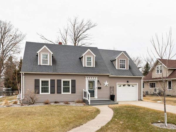 335 2nd Avenue NW, Mayville, ND 58257