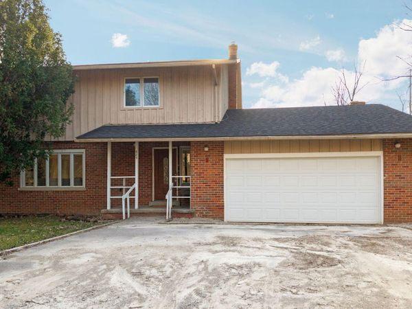 685 Ironwood Drive, Ann Arbor, MI 48103