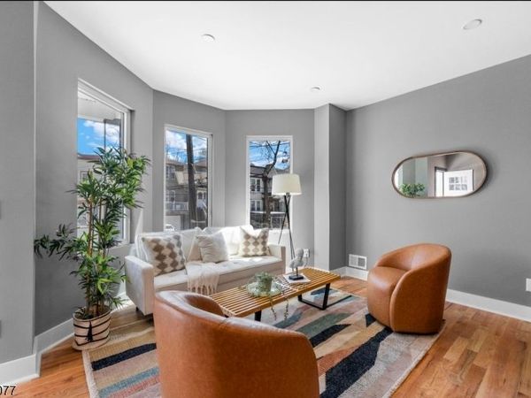 219 Clerk St, Jersey, NJ 07305