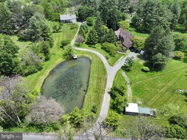3195 FIERY RUN ROAD, LINDEN, VA 22642
