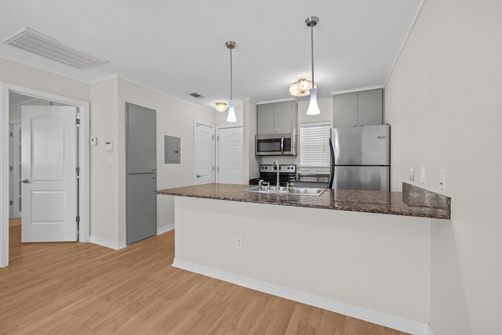 1422 Collier St, Unit 206, Austin, TX 78704 Main Photo