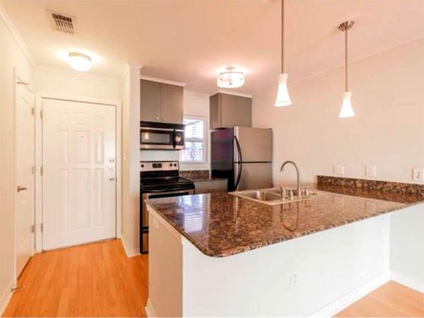 1422 Collier ST, Unit 206, Austin, TX 78704